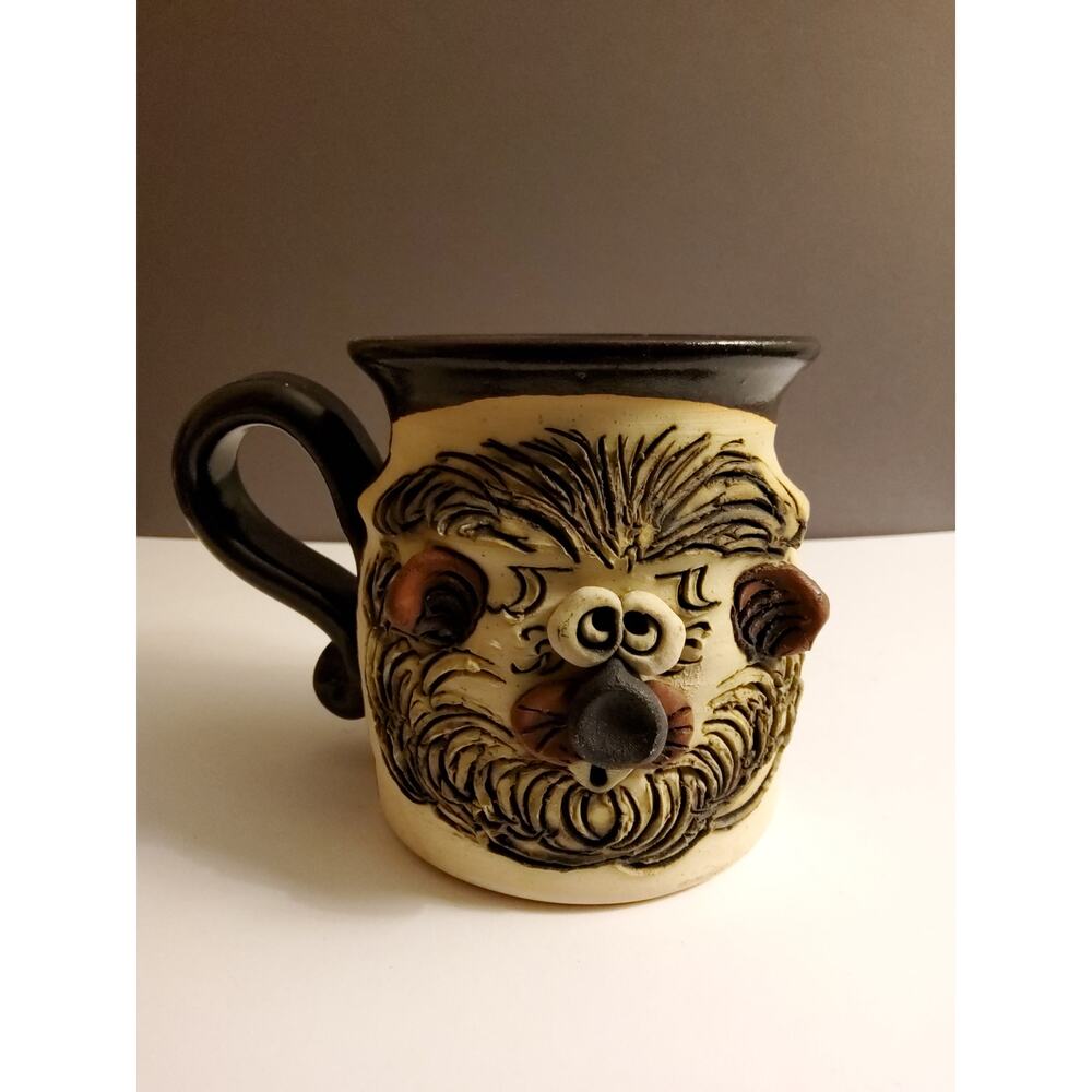 Bradford Pottery Lion Face Mug